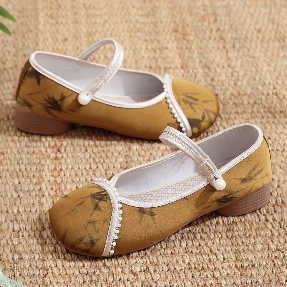 Chinese Style Women Low Heel C - Embroidery Horse recensione e prezzo