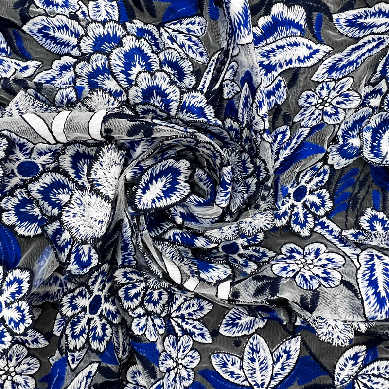 1yard Blue and white porcelain - Embroidery Wedding recensione e prezzo