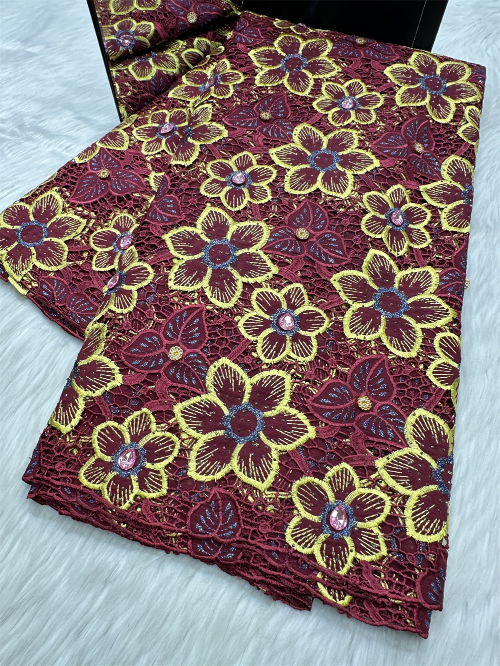 African Cord Water Soluble Fab - Embroidery Web recensione e prezzo