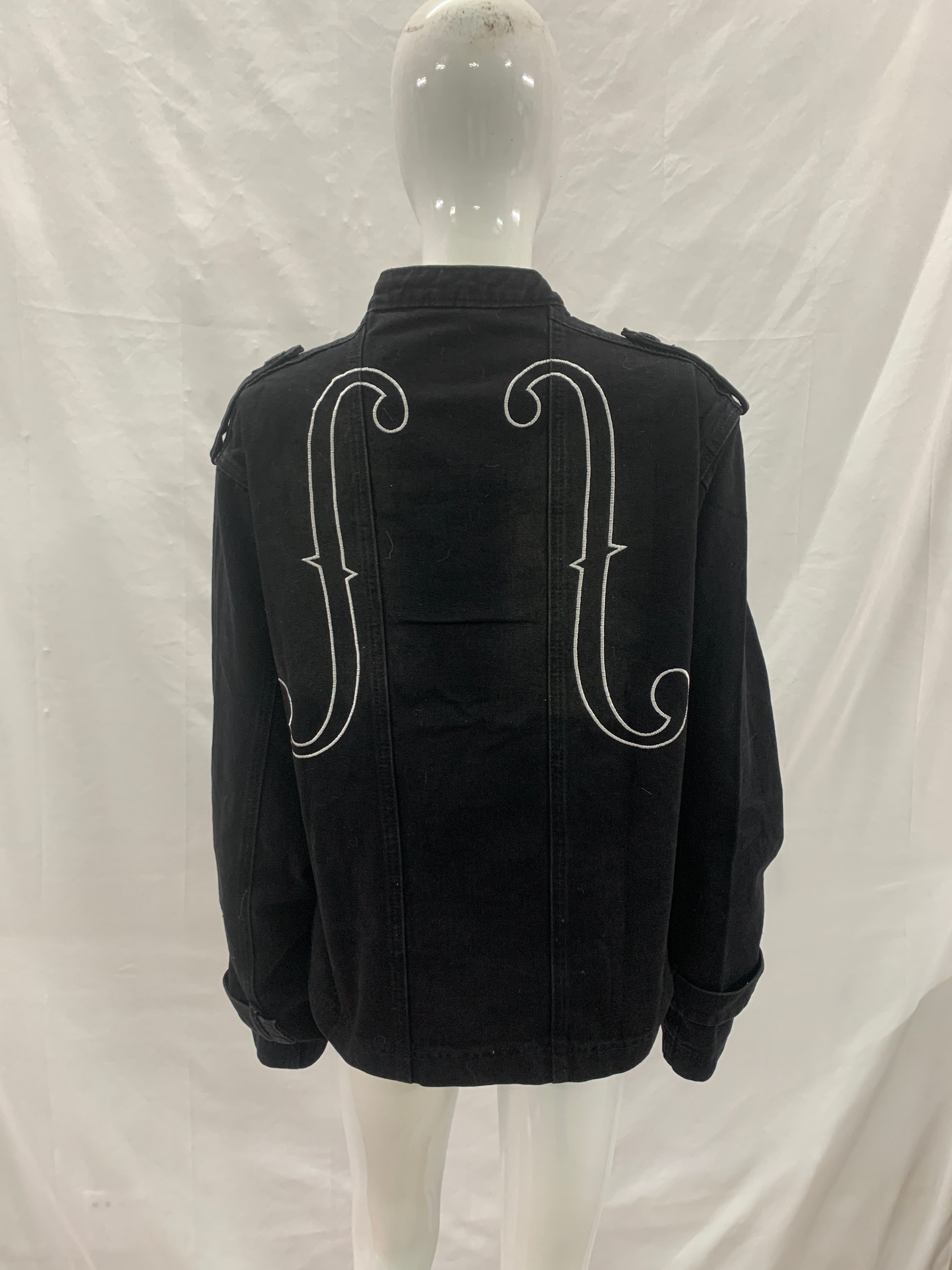 Gothic women's fashion persona - Embroidery Gothic recensione e prezzo