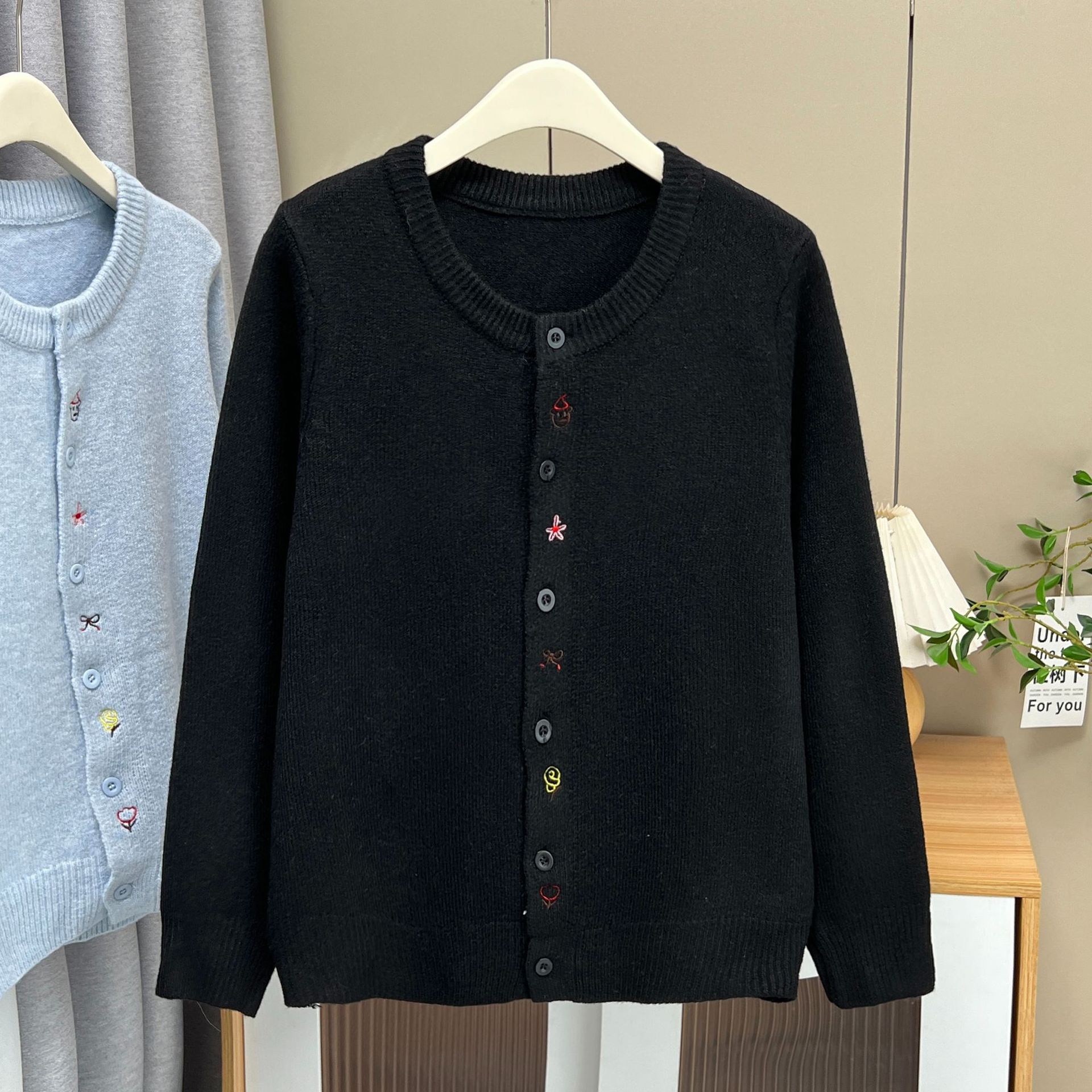 XXXL Fashion Plus Size Women's - Embroidery Simple recensione e prezzo