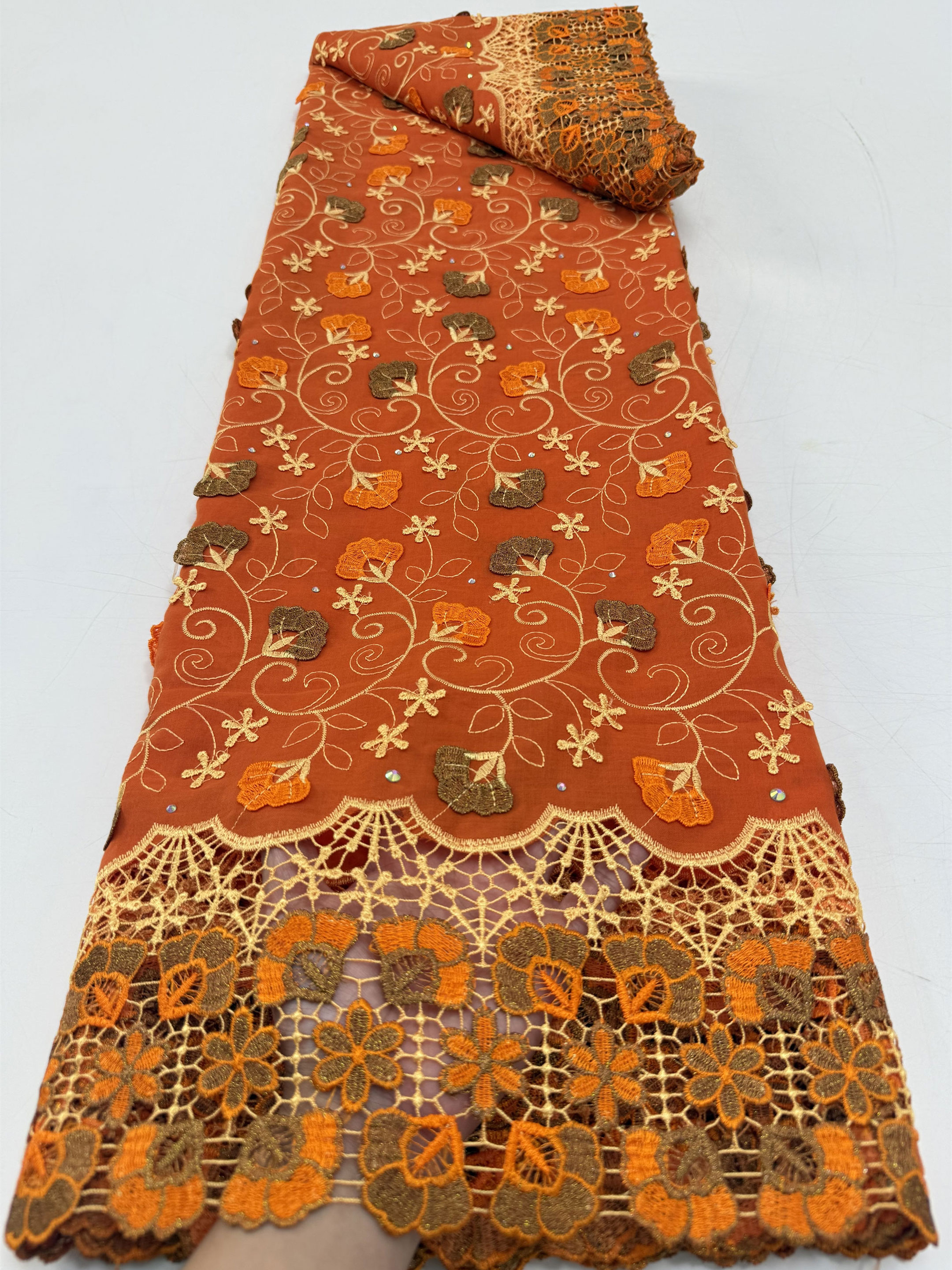 African Swiss Voile Lace In Sw - Embroidery Web recensione e prezzo