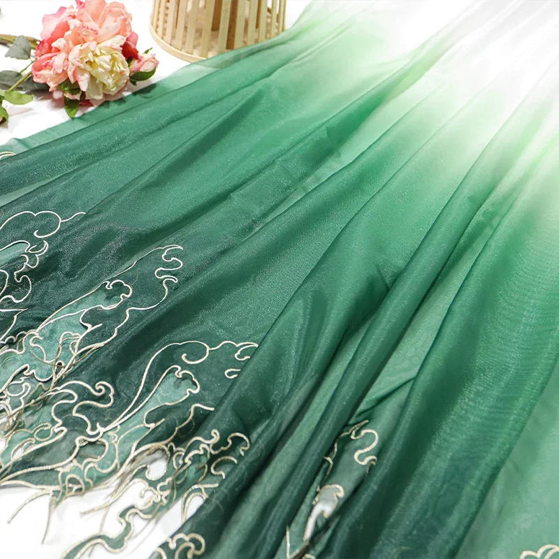 Chinese Style Embroidery Lotus - Embroidery Wedding recensione e prezzo