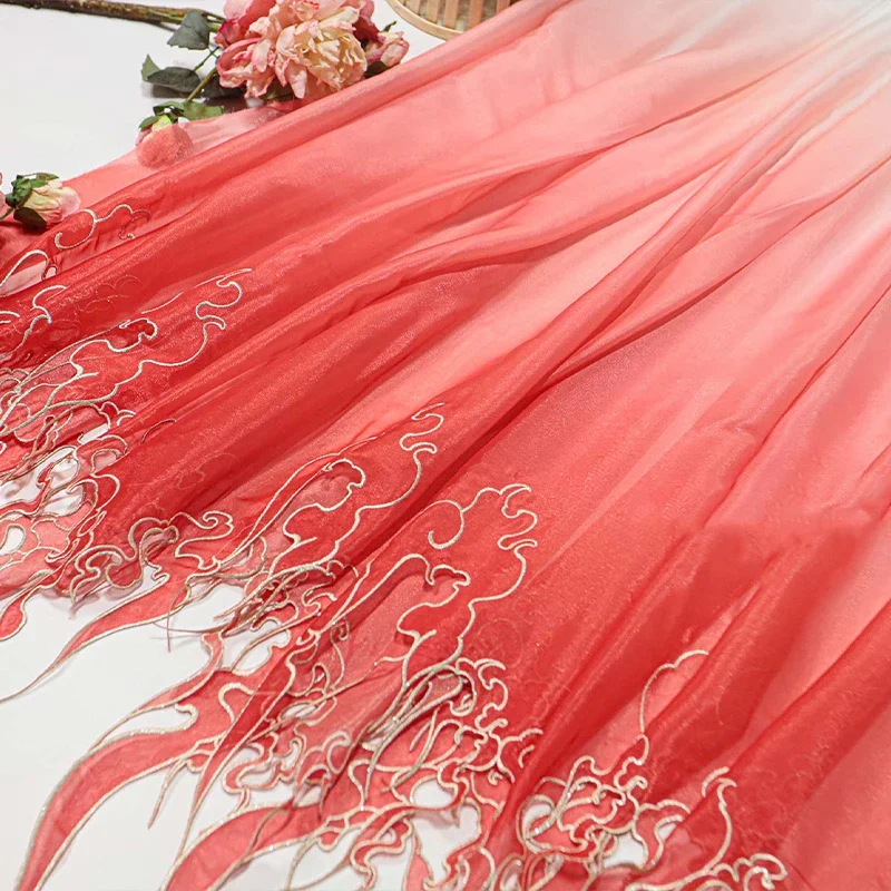 Chinese Style Embroidery Lotus - Embroidery Wedding recensione e prezzo