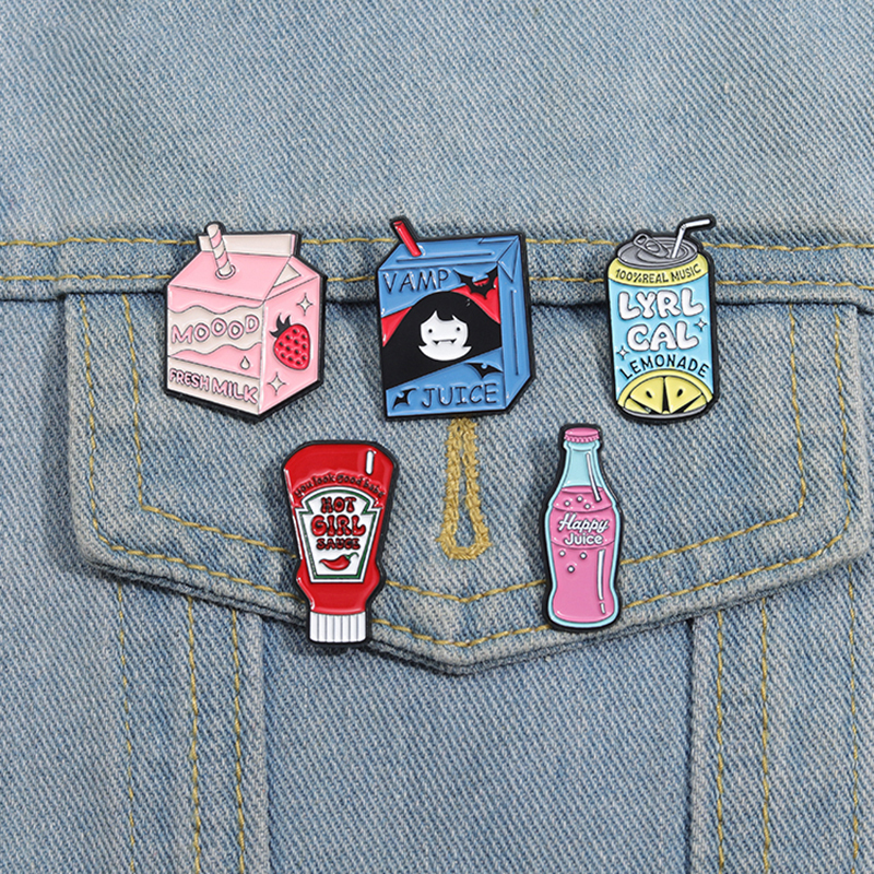 Delicious Food Enamel Pins Cus - Embroidery Gothic recensione e prezzo