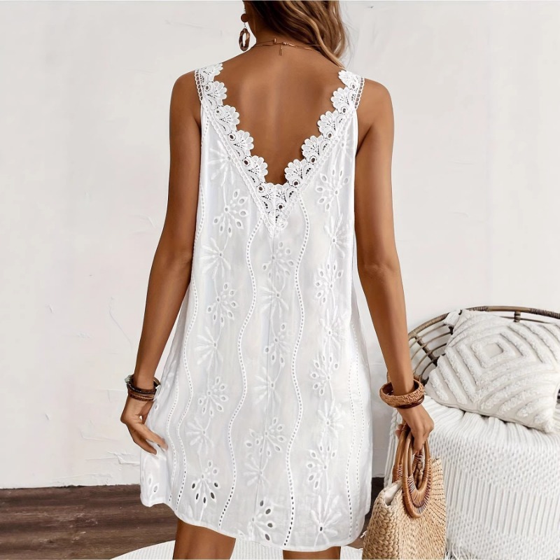 Women's White V Neck Eyelet Em - Embroidery Eyelet recensione e prezzo