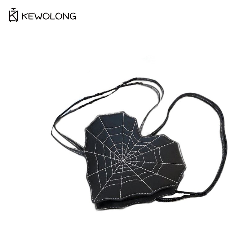 Gothic Bat Shape Shoulder Bag  - Embroidery Gothic recensione e prezzo