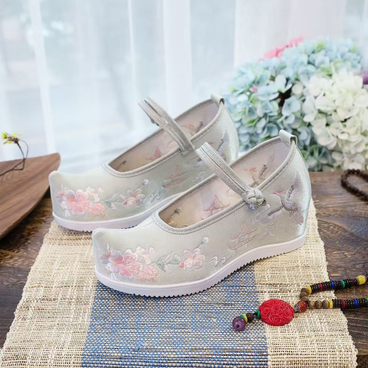 Women Increased Internal Embro - Embroidery Wedding recensione e prezzo