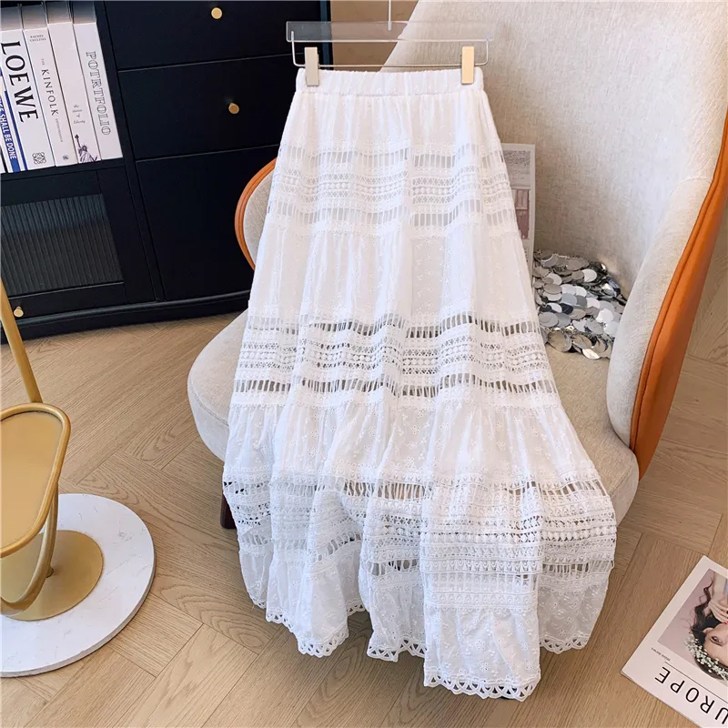 Embroidery Eyelet Cut-out Maxi - Embroidery Eyelet recensione e prezzo