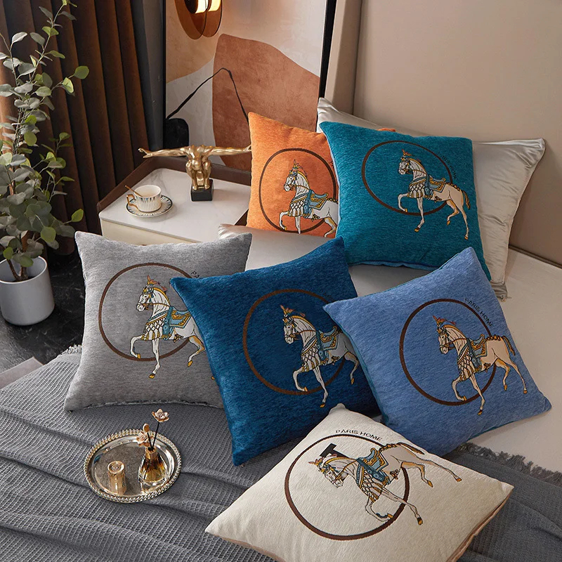 Horse 45cm Throw Pillow Cushio - Embroidery Horse recensione e prezzo