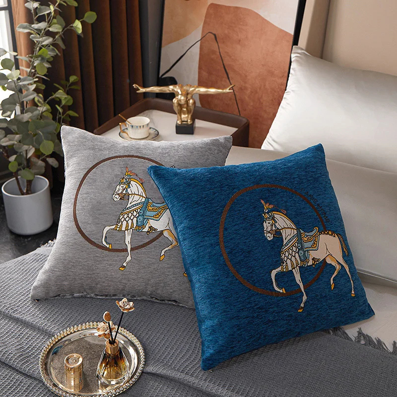 Horse 45cm Throw Pillow Cushio - Embroidery Horse recensione e prezzo